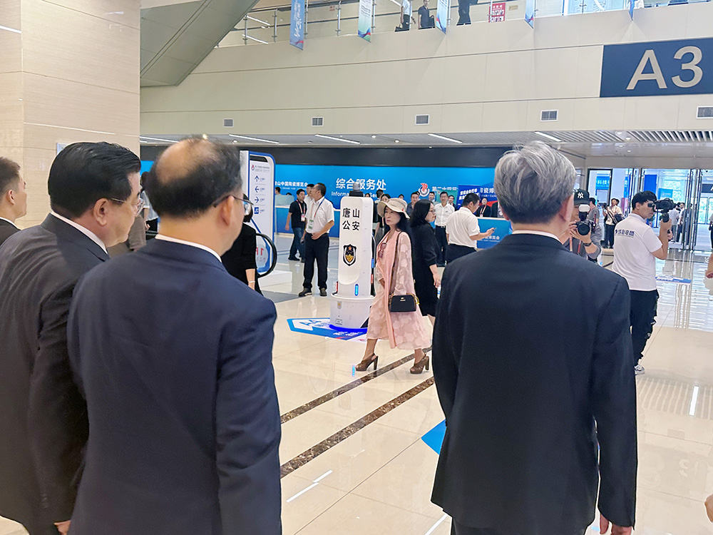 1695879956576958.jpg 巡邏.jpg